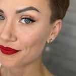 Полина