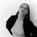 Полина