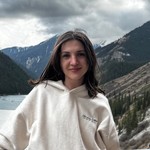 Полина