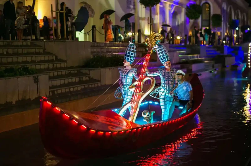 Ночной трансфер в «Страну легенд» (из Антальи) – групповая экскурсия