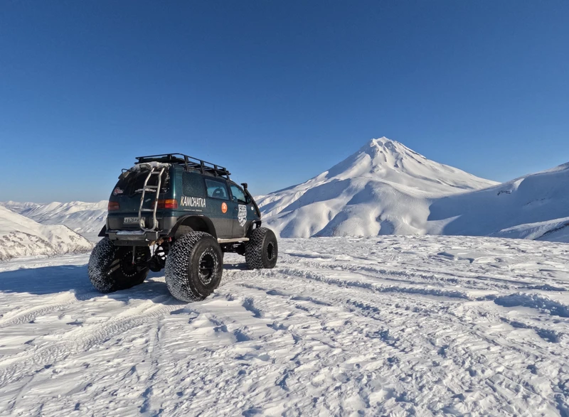 К каньону Опасный и Дачным термальным источникам — на снегоболотоходе – индивидуальная экскурсия