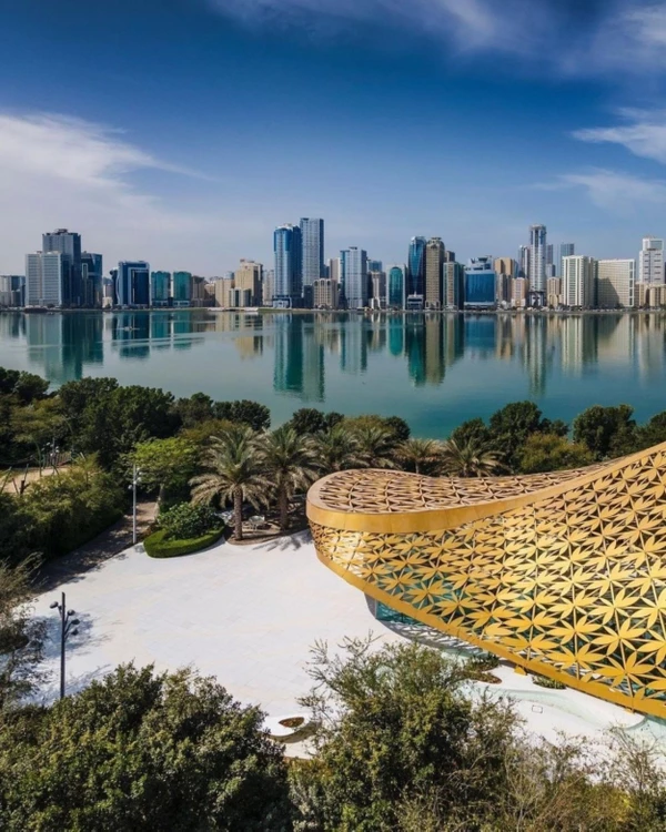 Едем в Шарджу: остров Аль-Нур и жемчужины культурного эмирата – индивидуальная экскурсия