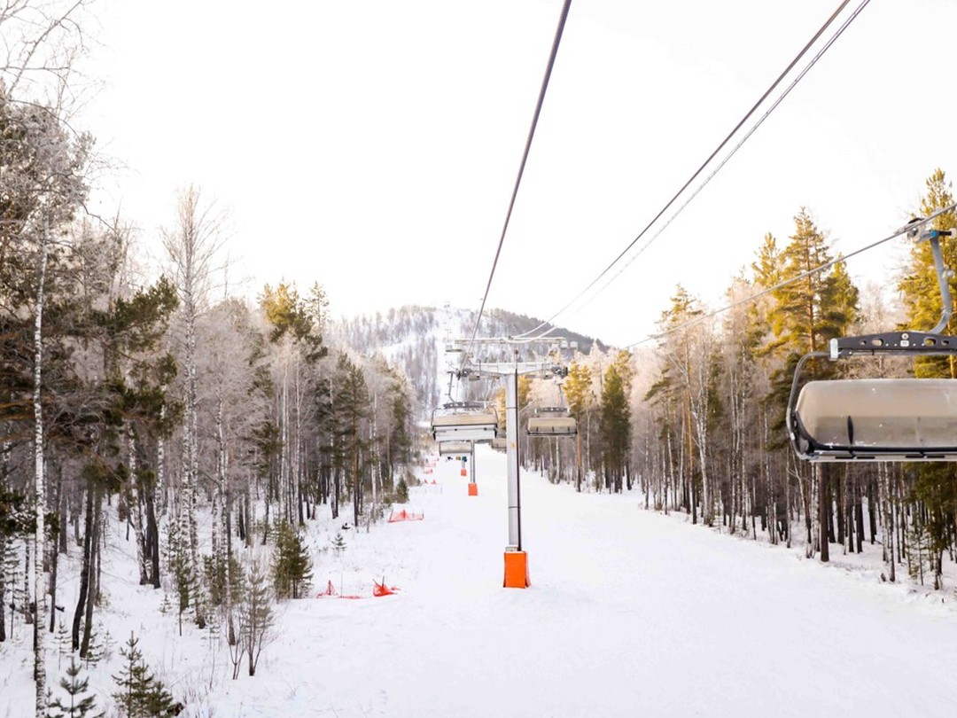 Фото 1 авторского тура - день 2 Горнолыжный центр «Солнечная долина» и вечеринка