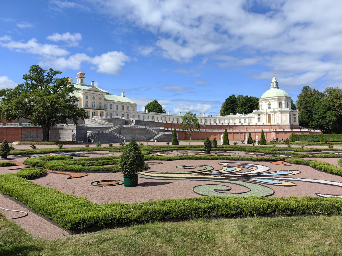 Ораниенбаум – загородная резиденция светлейшего князя Меншикова –  индивидуальная экскурсия в Санкт-Петербурге