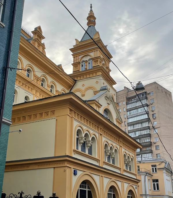 По Голутвинской слободе — с архитектором и новогодними историями – групповая экскурсия