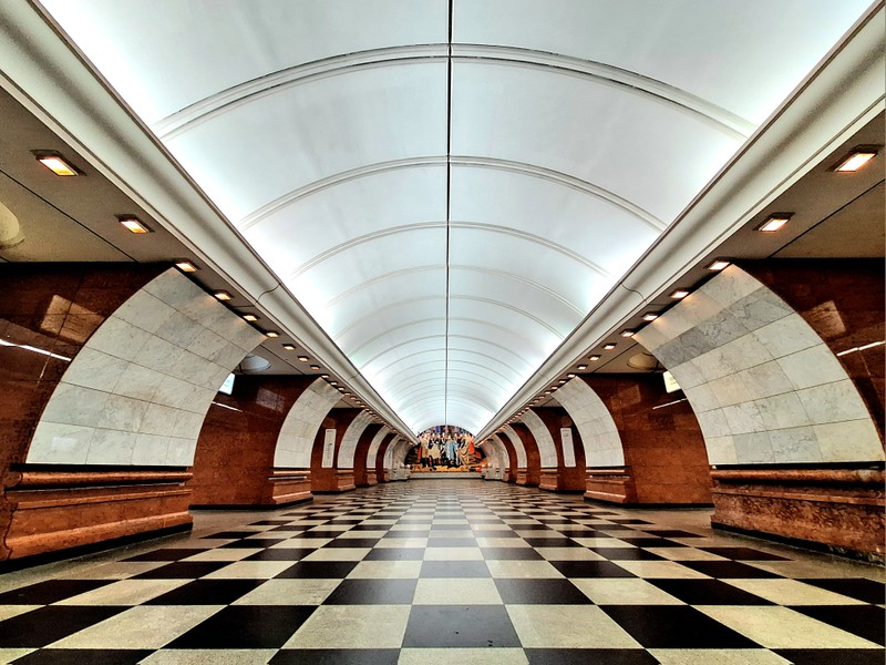 Машина времени в московском метро – индивидуальная экскурсия