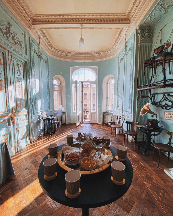 Дом Бака: чаепитие в старинной квартире в группе до 17 человек – групповая экскурсия