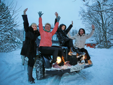 Обзорная экскурсия на РетроАвто «Восток»