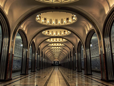 Московское метро: 8 самых красивых станций – индивидуальная экскурсия
