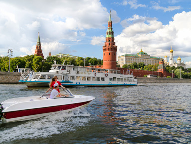 Прогулка на катере без капитана по Москве-реке – индивидуальная экскурсия
