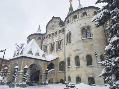 «Особняки и башни». Секреты возникновения города и его необычные сословия – индивидуальная экскурсия