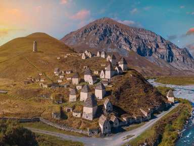 Северная Осетия в мини-группе: ущелья, Кармадон, Даргавс, Фиагдон  – групповая экскурсия