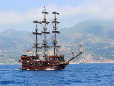 Морская прогулка на пиратском корабле в Сиде – групповая экскурсия