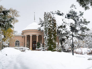 Город Солнца и Нарзана: прогулка по исторической части города и парку – индивидуальная экскурсия