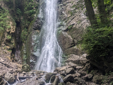 Водопады в стране Башен – индивидуальная экскурсия