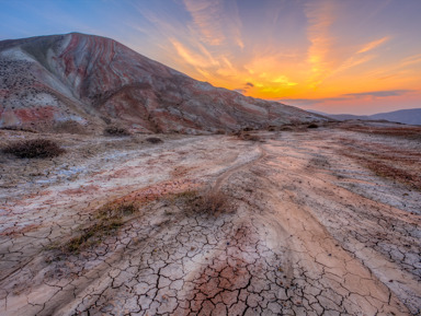 «Там, где земля меняет цвет и горит огнём» – индивидуальная экскурсия