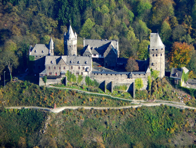 Альтена: Замок, пещера и немецкие пионеры – индивидуальная экскурсия