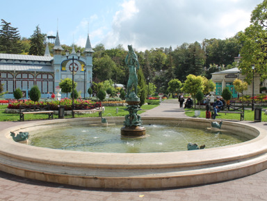 Обзорная по Пятигорску с купанием в термальных источниках – индивидуальная экскурсия