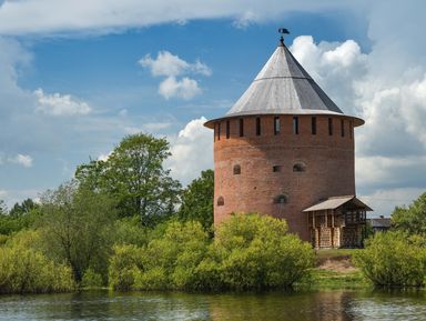 Как за каменной стеной: экскурсия в Белой башне