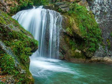 Медовые водопады, Аликоновское ущелье и гора Кольцо – групповая экскурсия