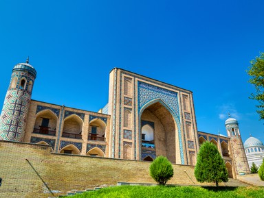 Ташкент 3 в 1: Старый город, Ташкент-Сити и обед в центре плова – индивидуальная экскурсия