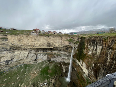 Путешествие к водопадам Хунзаха и горному озеру Мочох – индивидуальная экскурсия