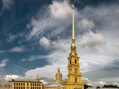 Петропавловская крепость: аудиопрогулка по крепости с посещением Собора и Тюрьмы Трубецкого бастиона – индивидуальная экскурсия