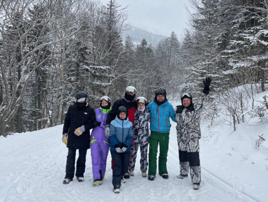 Снегоходная экскурсия. Путешествие по зимнему лесу к горе Быкова