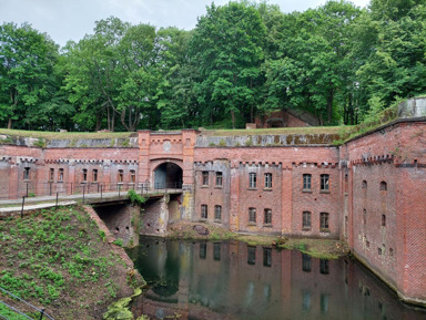 Экскурсия «Форты Кёнигсберга»: Форт №1 и Форт №5  