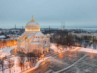 Экскурсия в Кронштадт и Петергоф на автомобиле с профессиональным краеведом