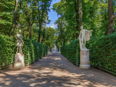 Скульптуры Летнего сада: аудиопрогулка под музыку барокко – индивидуальная экскурсия
