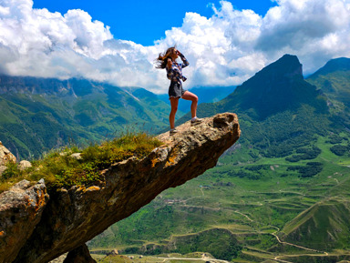 Суровый Кавказ: Хуламо-Безенгийское ущелье, «Замок Людоедов», Язык тролля  – индивидуальная экскурсия