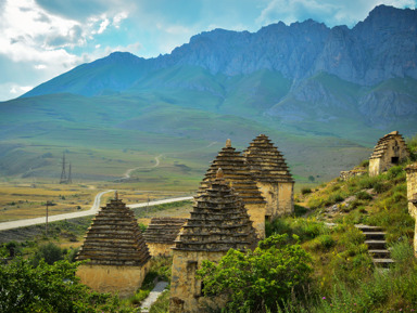 Три ущелья Северной Осетии и «Город мёртвых» – групповая экскурсия