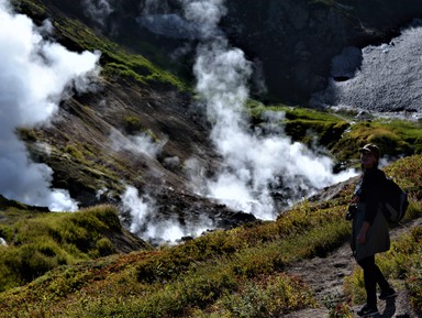Чудеса вулкана Мутновский: каньон Опасный и Дачные термальные источники – индивидуальная экскурсия