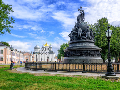 По Великому Новгороду с посещением Кремля и Ярославова дворища – индивидуальная экскурсия