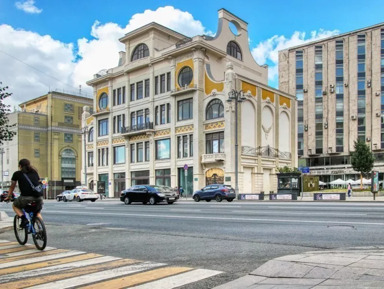 Дом переехал: пешеходная экскурсия про передвижку домов