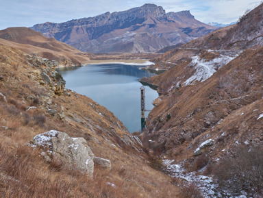 Озеро Гижгит и горный калейдоскоп: катание на пакрафте – индивидуальная экскурсия