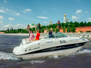 На каютной яхте «Вальяжная» по центру Москвы  – индивидуальная экскурсия