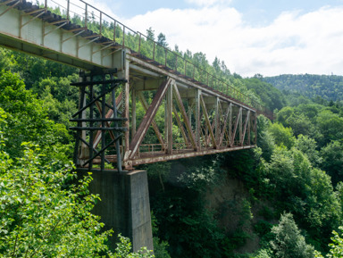 Путешествие к мысу Слепиковского: Чёртов и Ведьмин мосты – групповая экскурсия