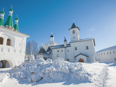 Двухдневное путешествие к Монастырю Александра Свирского и Мандрогам – индивидуальная экскурсия