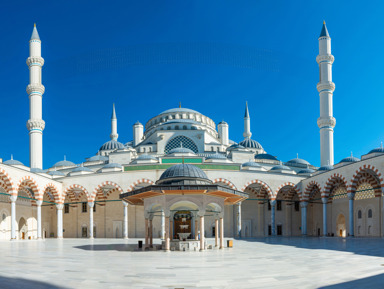 Великолепный Стамбул в Европе и Азии + круиз по Босфору – групповая экскурсия