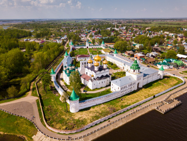 Экскурсия по Костроме и Ипатьевскому монастырю на транспорте туристов