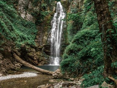 К сказочным водопадам Ажек – индивидуальная экскурсия