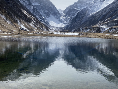 Язык тролля или Скала предков, Верхняя Балкария, Голубые озера, термы – индивидуальная экскурсия