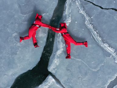 Айс флоатинг или Арктическое купание в мини-группе – групповая экскурсия