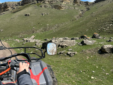 Экскурсия на квадроциклах в окрестностях Кисловодска