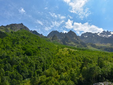 Путешествие в ущелье Северной Осетии из Ессентуков – индивидуальная экскурсия