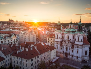 Прага: блеск Градчан и нищета Малой Страны – индивидуальная экскурсия
