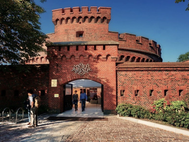 Башни, бастионы и ворота Кёнигсберга – групповая экскурсия
