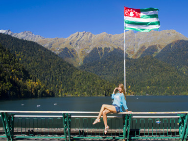 Гранд-тур Абхазия: Гагра, озеро Рица, Новый Афон и Пицунда в мини-группе! – групповая экскурсия